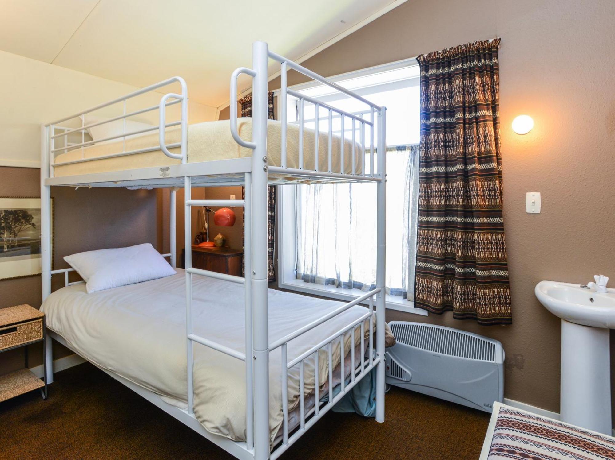 Jacaranda Lodge - Napier Hill Holiday Home 外观 照片