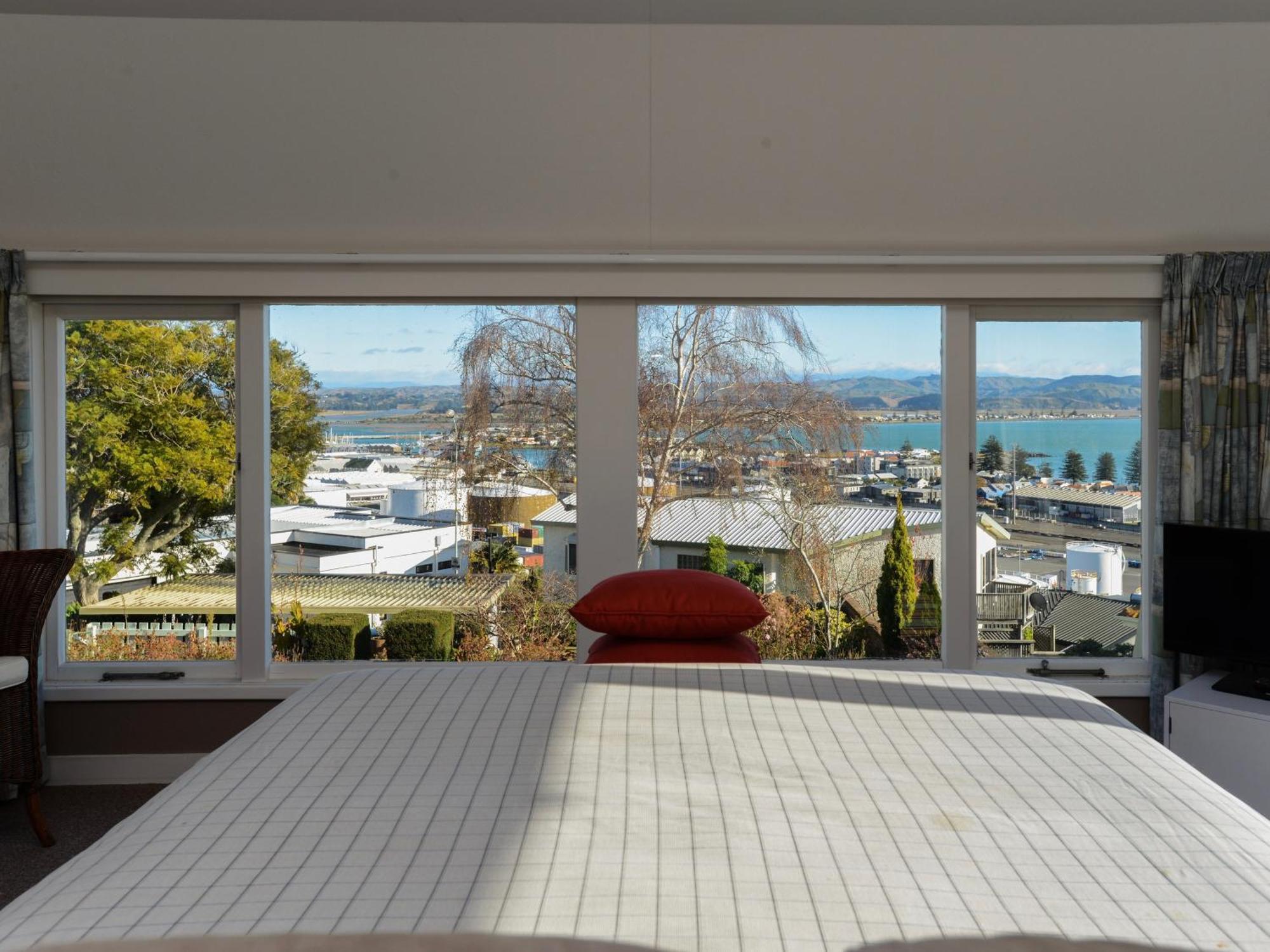 Jacaranda Lodge - Napier Hill Holiday Home 外观 照片