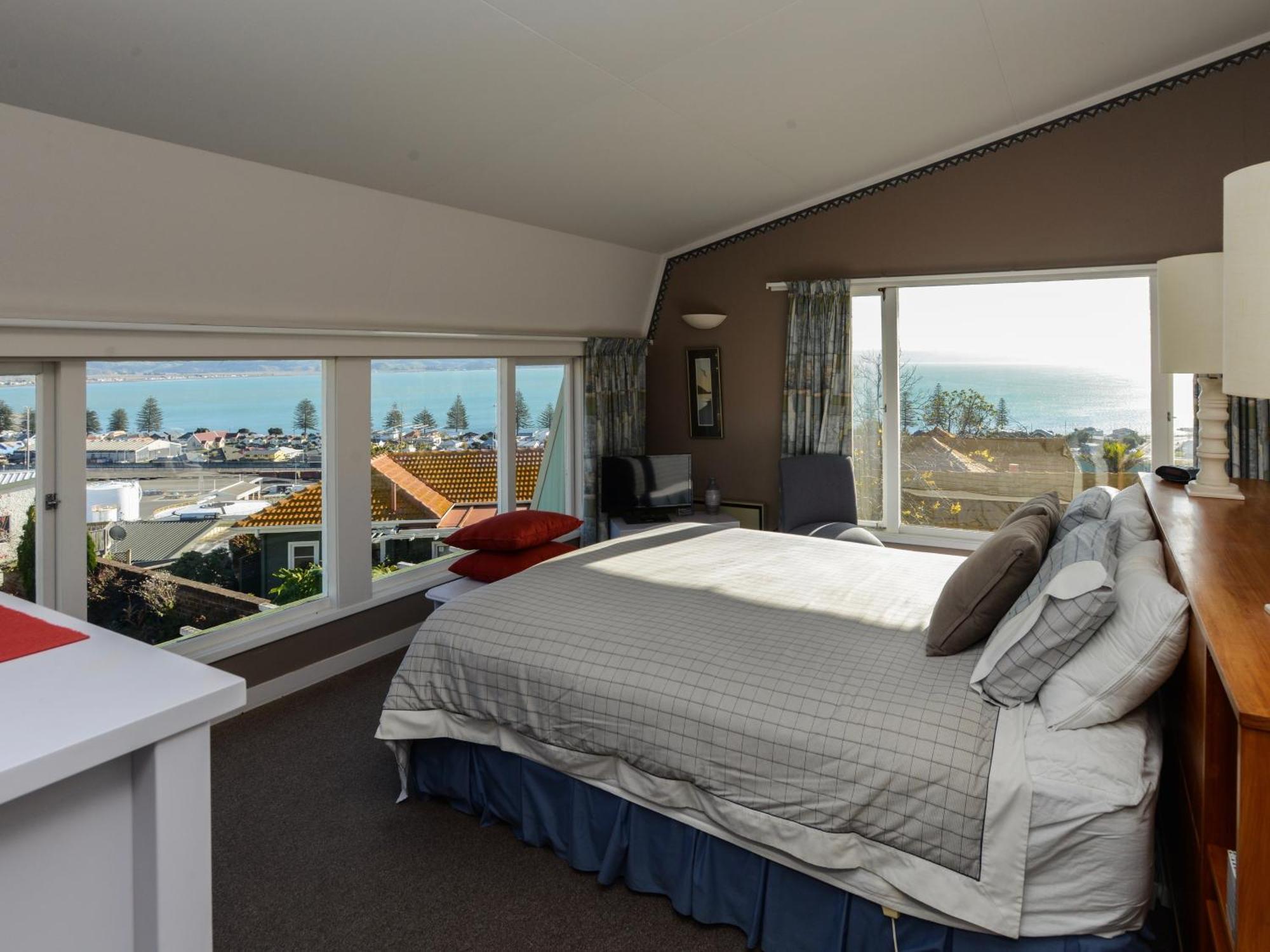 Jacaranda Lodge - Napier Hill Holiday Home 外观 照片